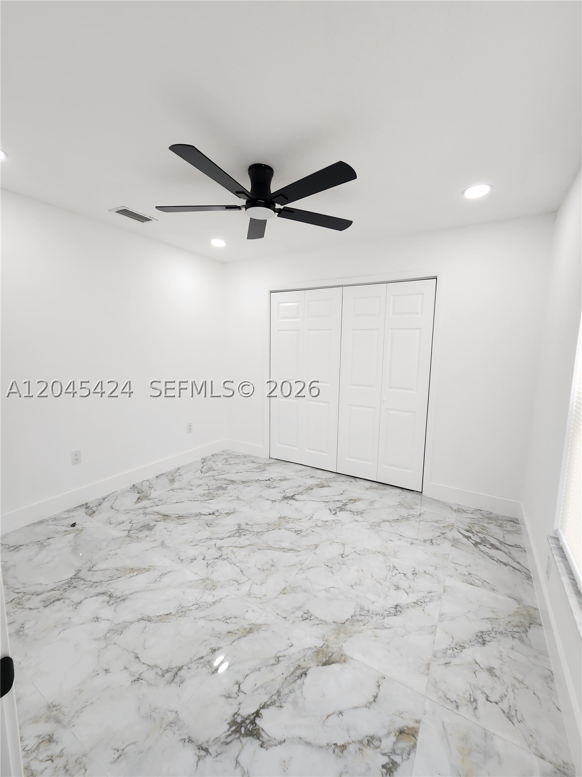 SOMERSET - Residential