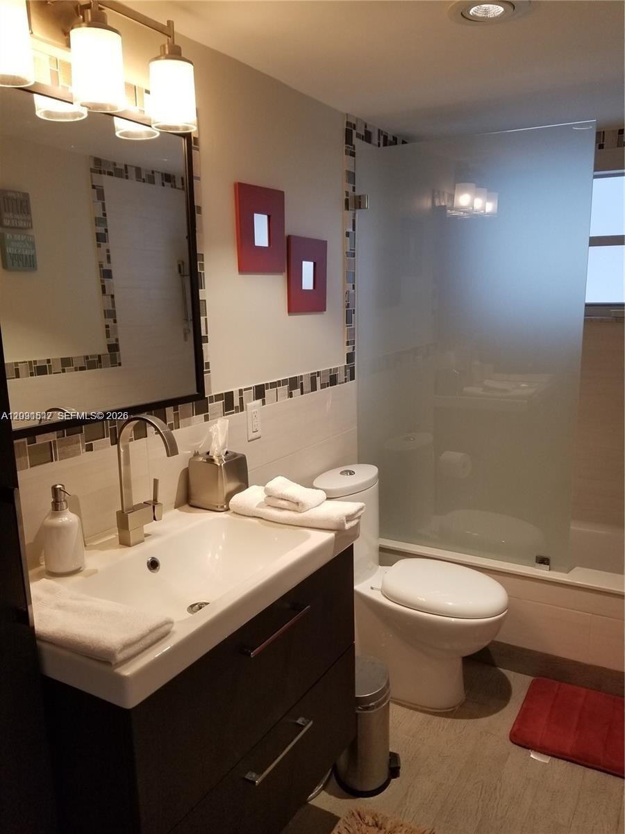 THE ATRIUM CONDO - Residential