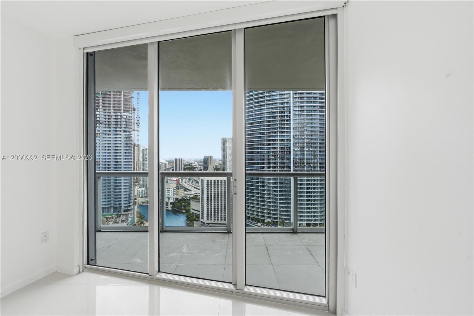 ICONBRICKELL CONDO NO 1 - Residential