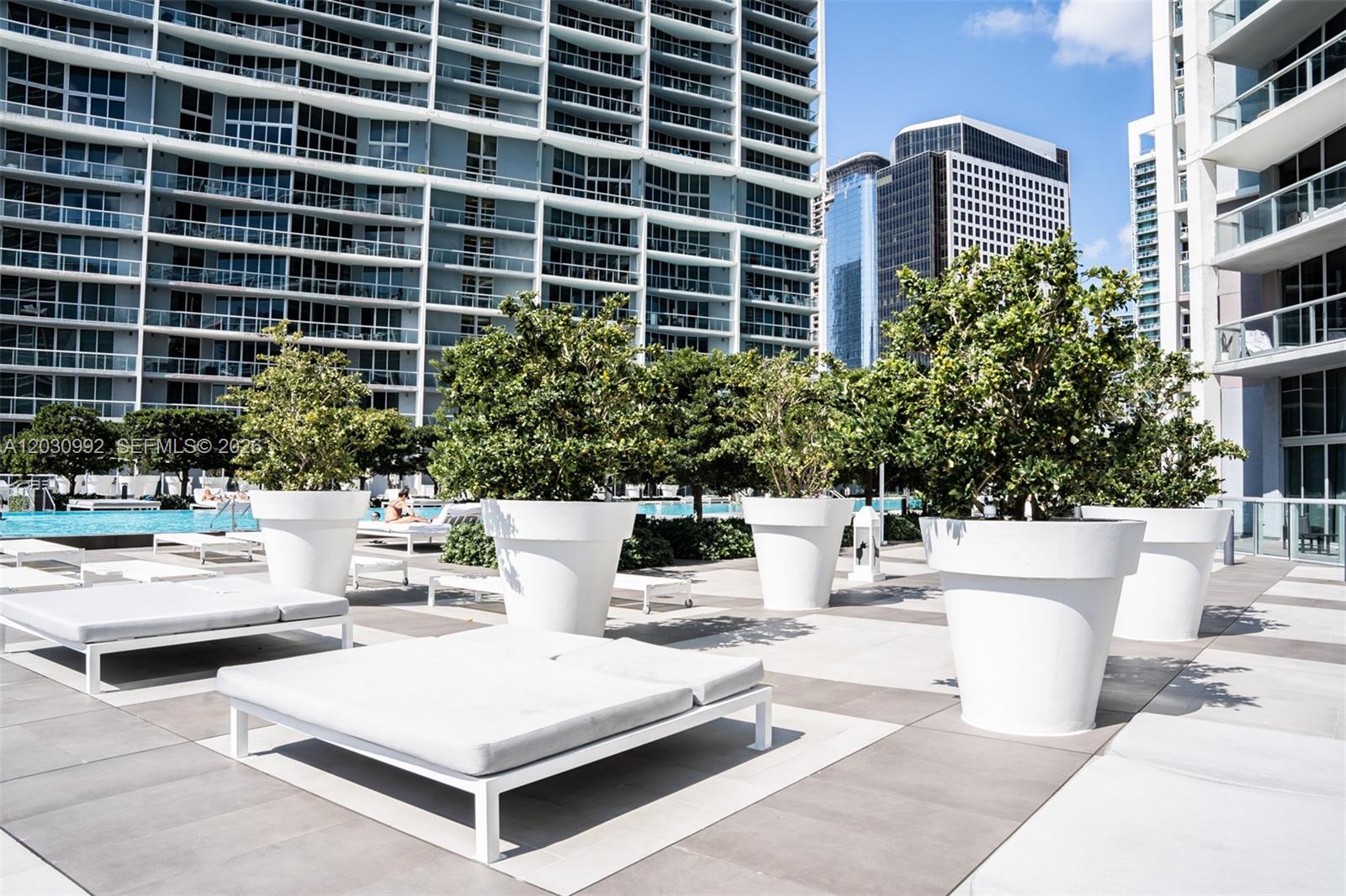ICONBRICKELL CONDO NO 1 - Residential