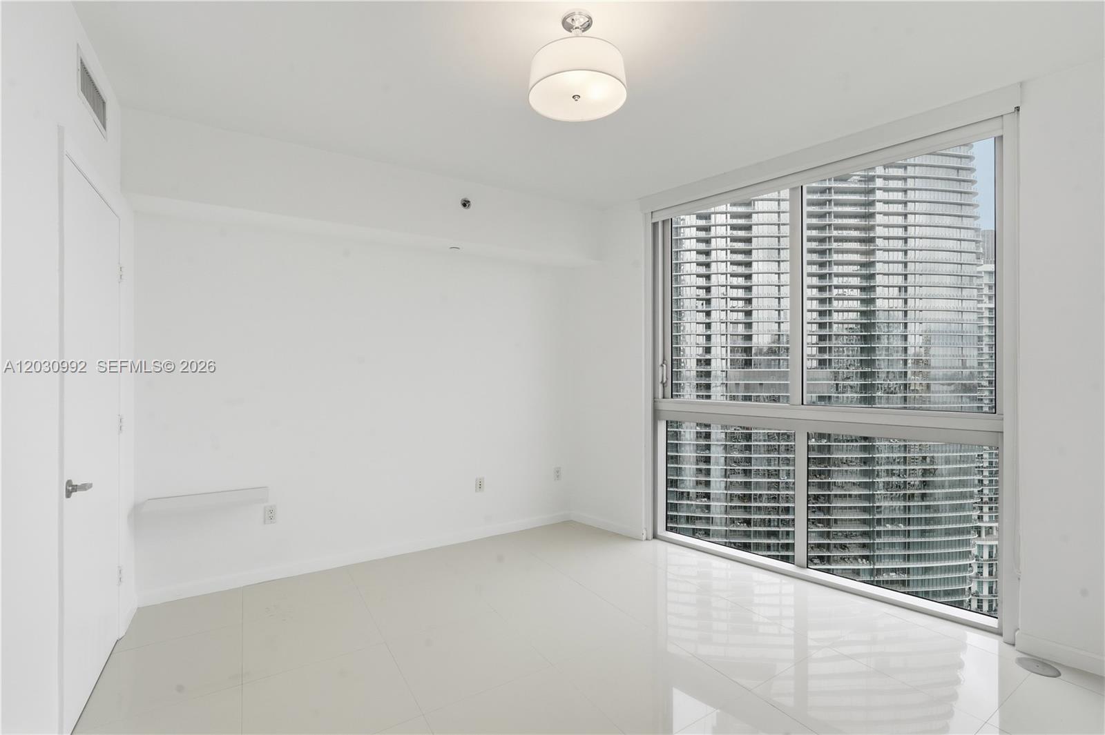 ICONBRICKELL CONDO NO 1 - Residential