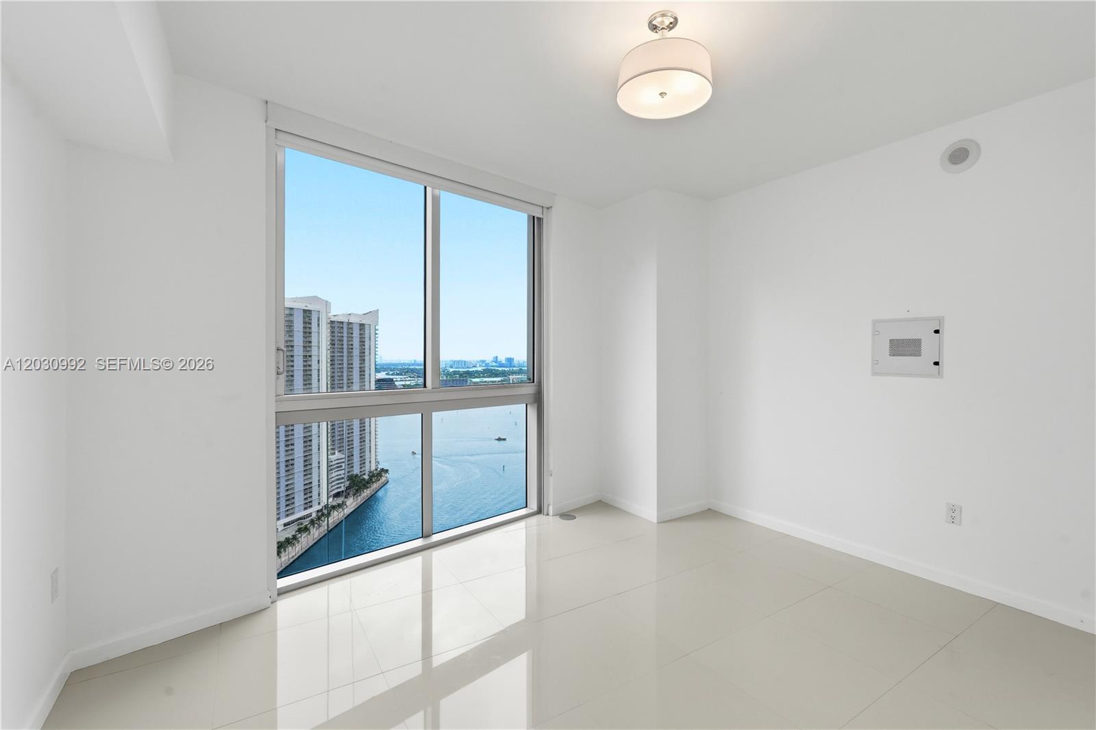 ICONBRICKELL CONDO NO 1 - Residential