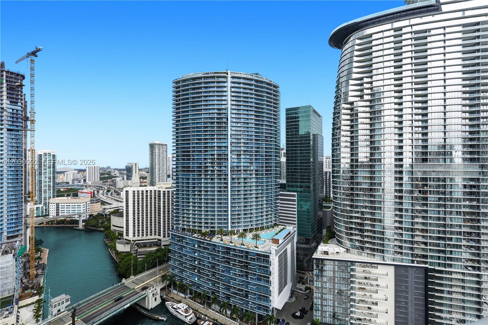 ICONBRICKELL CONDO NO 1 - Residential