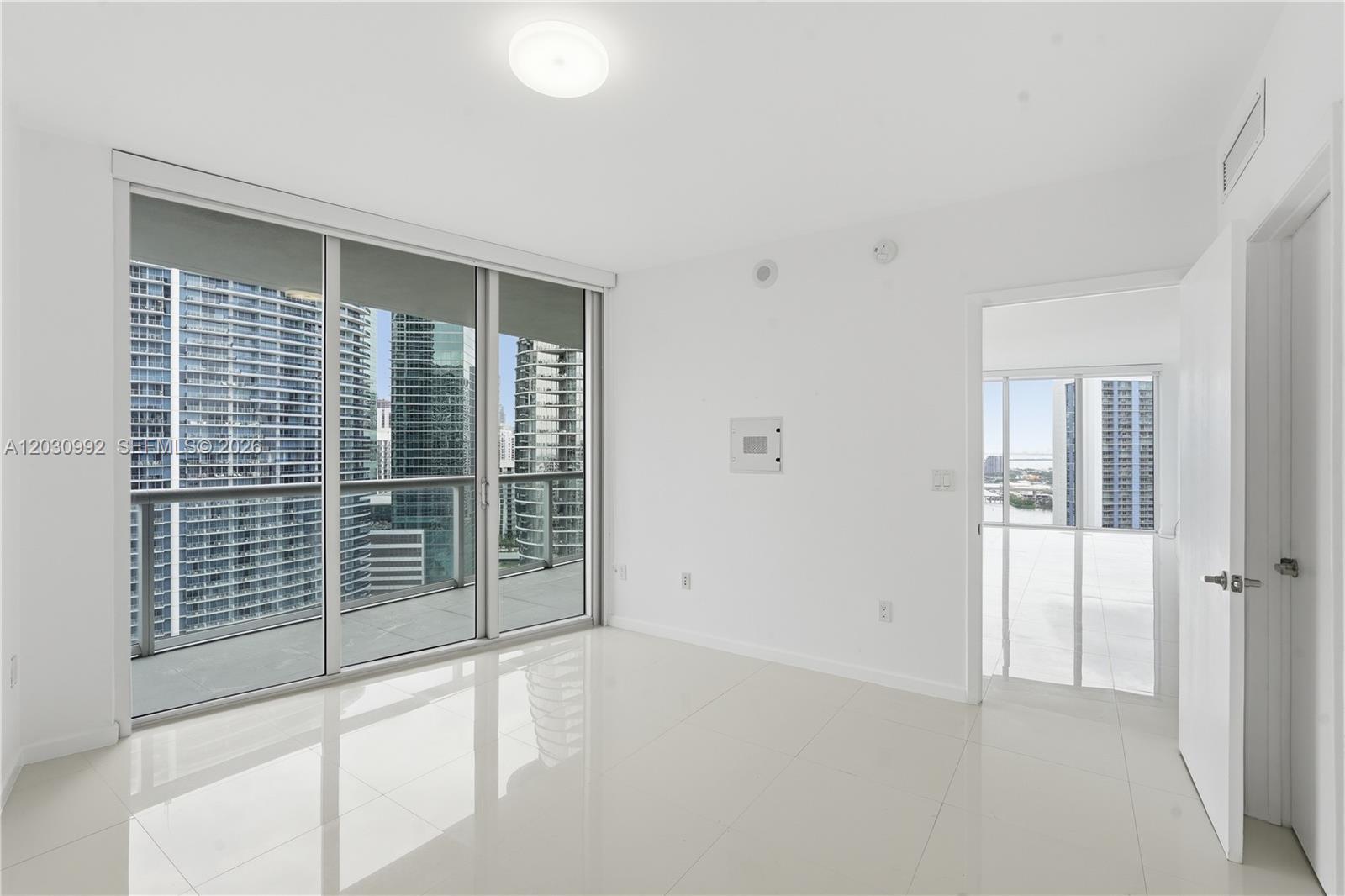 ICONBRICKELL CONDO NO 1 - Residential