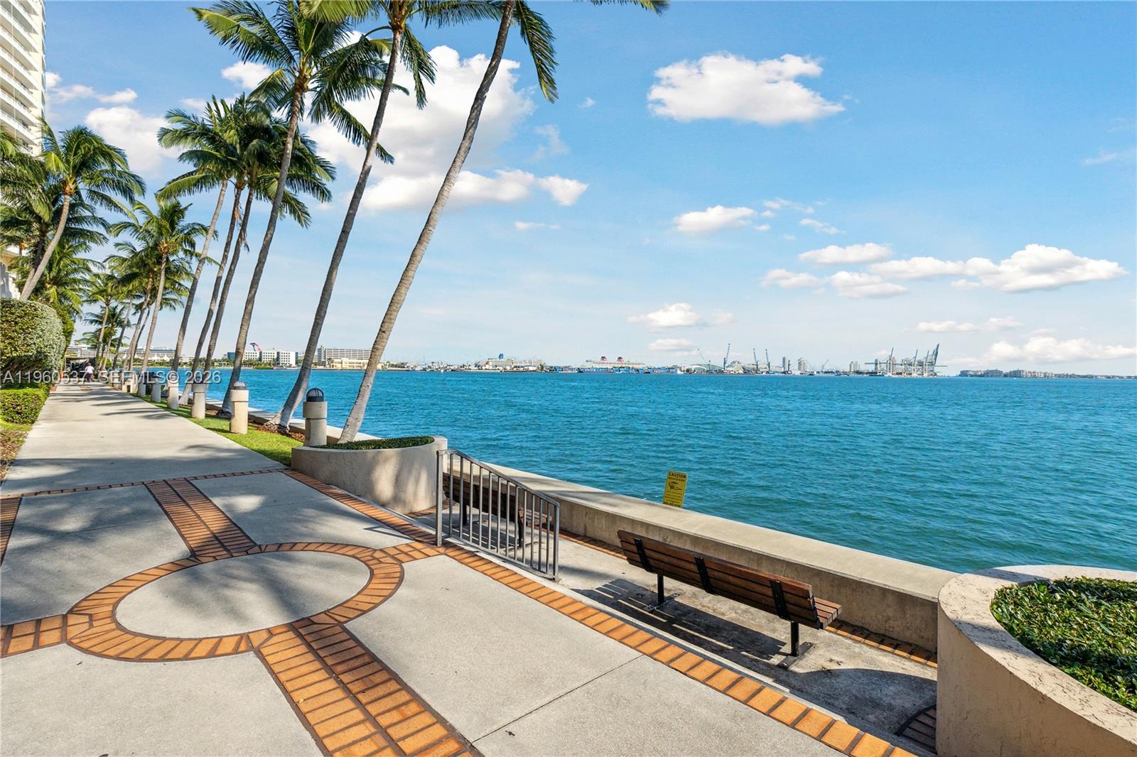 BRICKELL KEY II - Residential