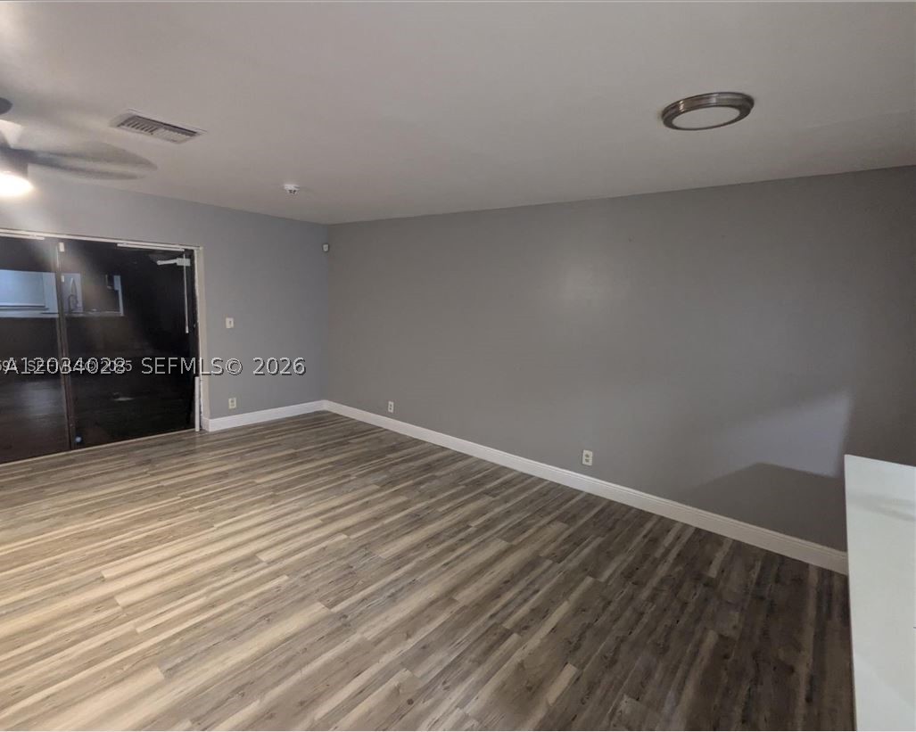 SPRINGTREE LAKES - Residential