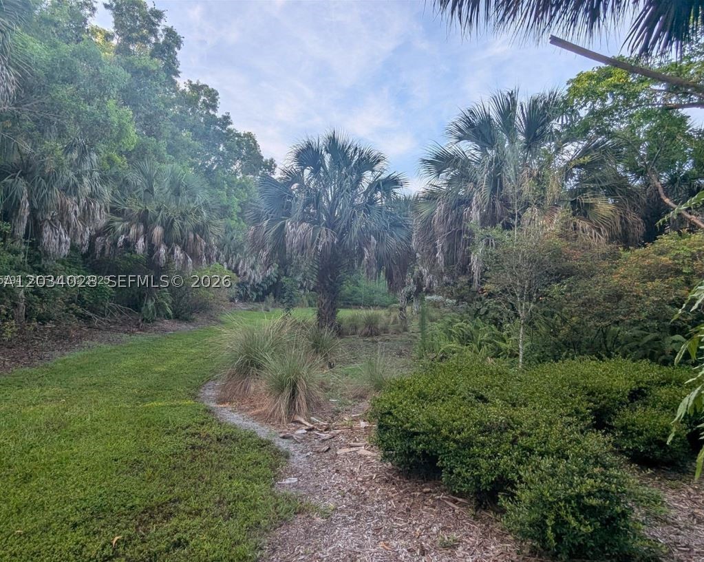 SPRINGTREE LAKES - Residential