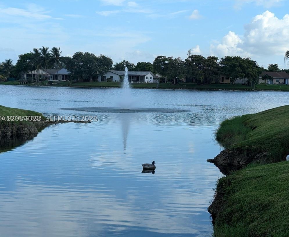 SPRINGTREE LAKES - Residential