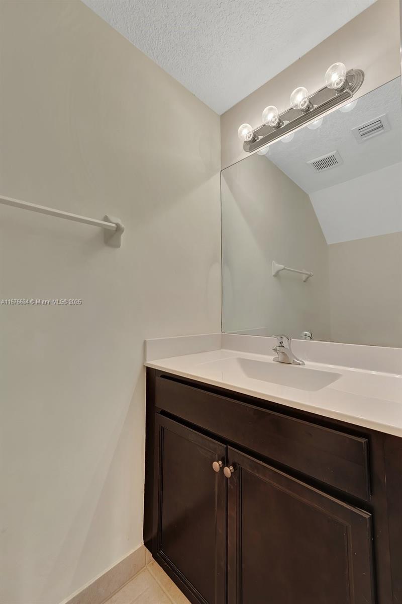 BAYWINDS OF HATTERAS REPL - Residential