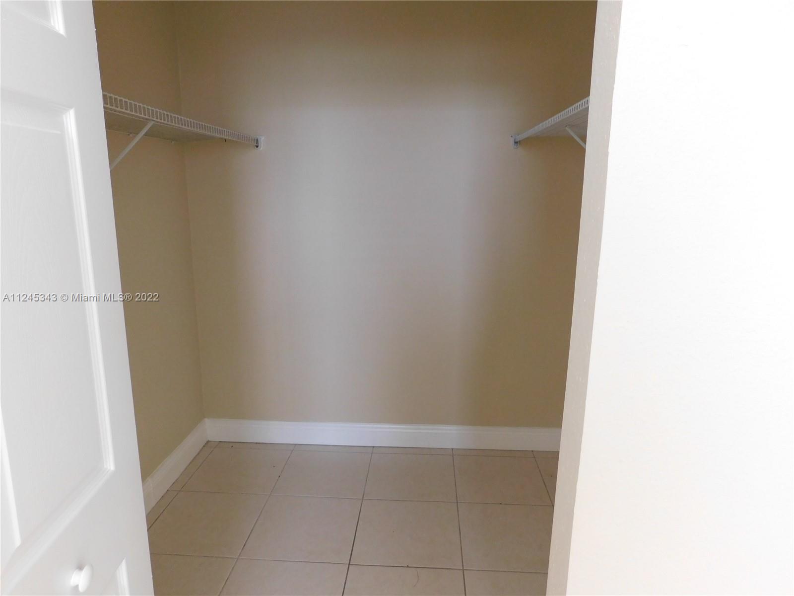 REDLAND - Residential Lease