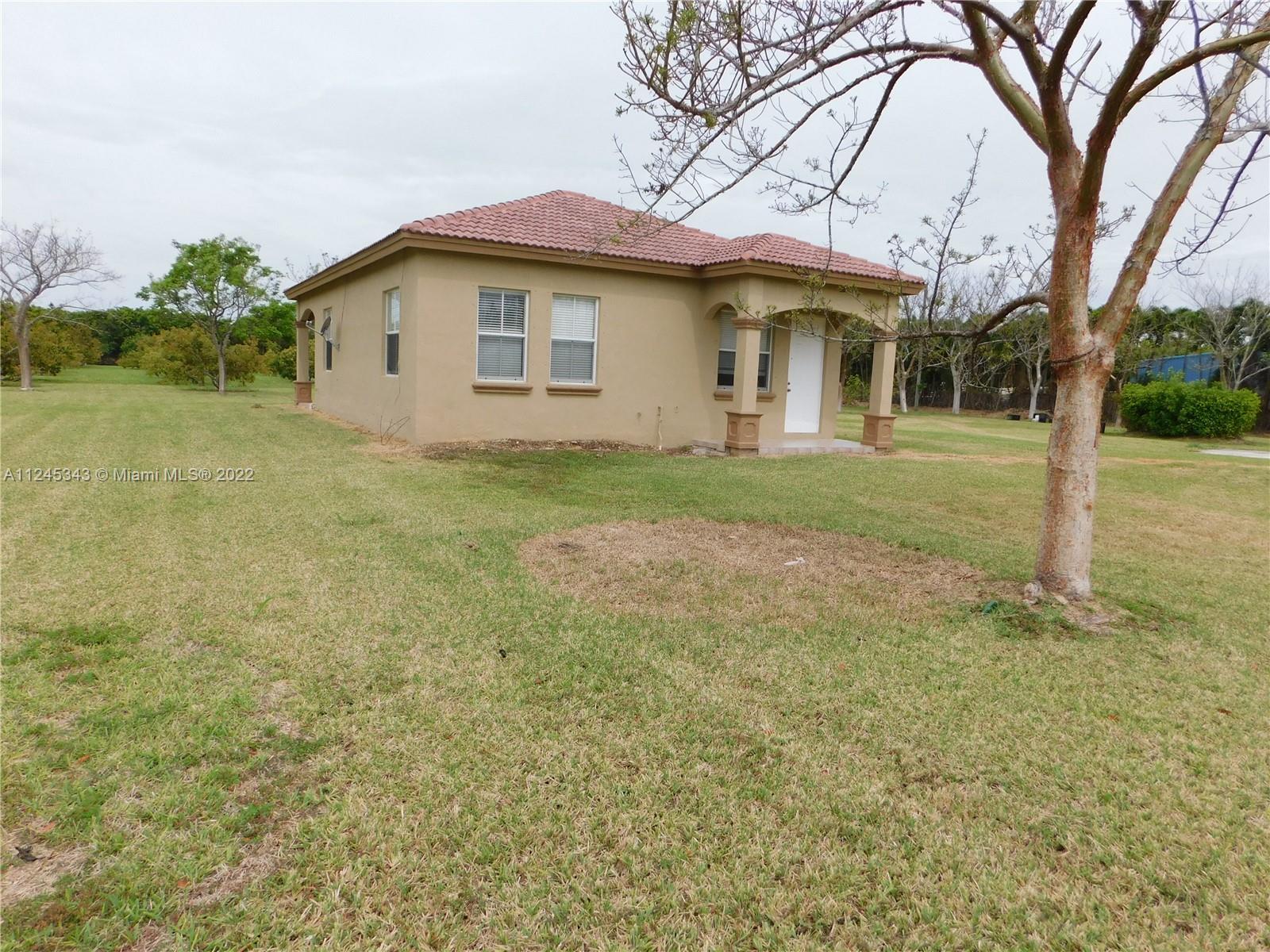 REDLAND - Residential Lease