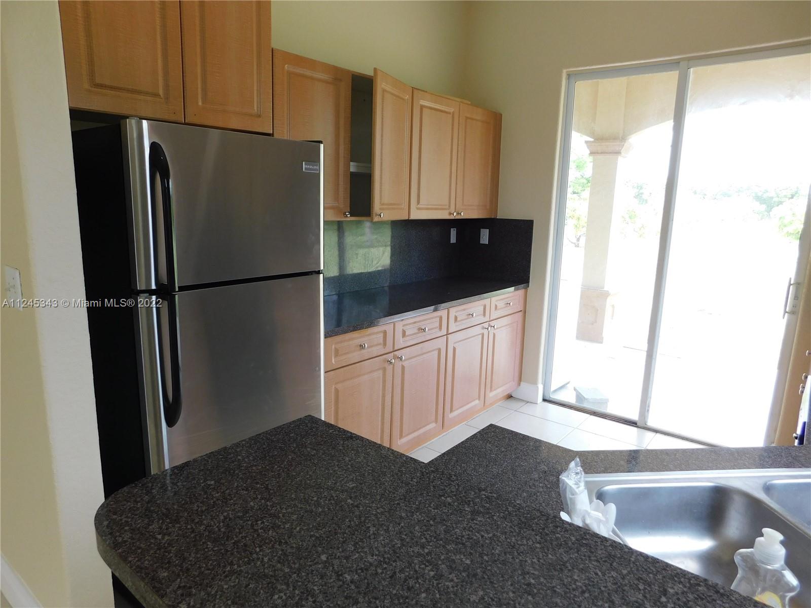 REDLAND - Residential Lease