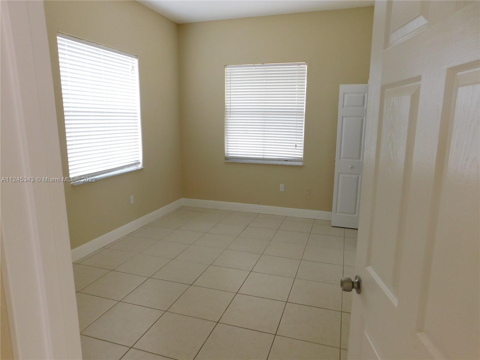 REDLAND - Residential Lease