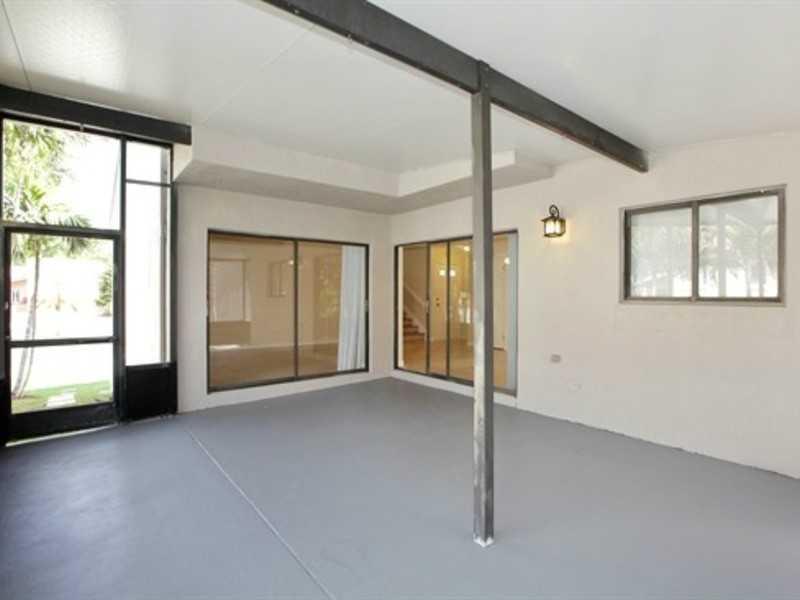 LAKES BY THE BAY SEC 1 - Residential Lease