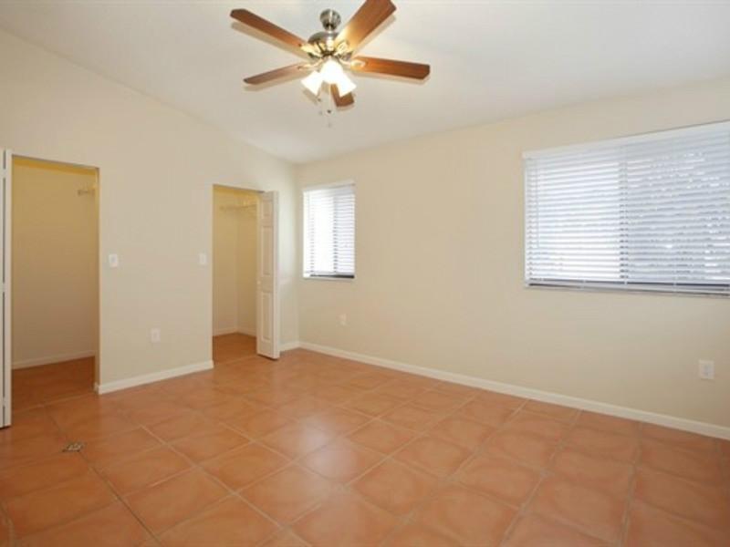 LAKES BY THE BAY SEC 1 - Residential Lease