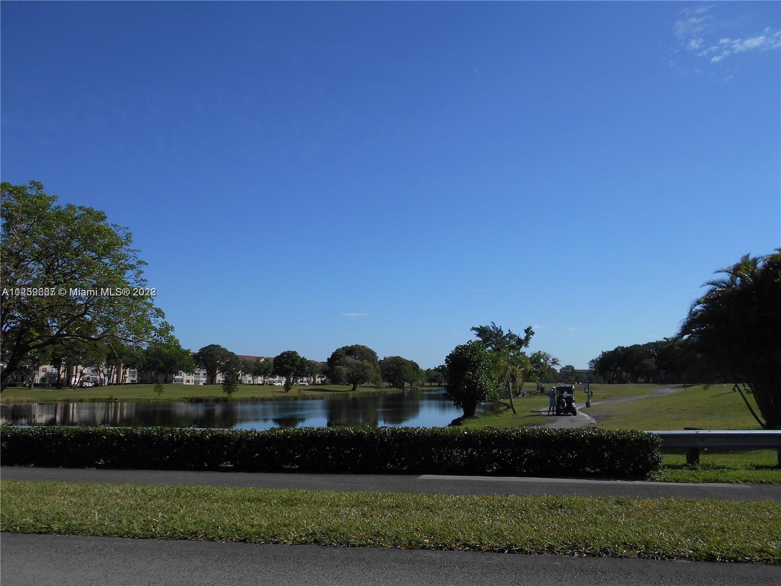 CENTURY VILLAGE BUCKINGHAM - Residential Lease