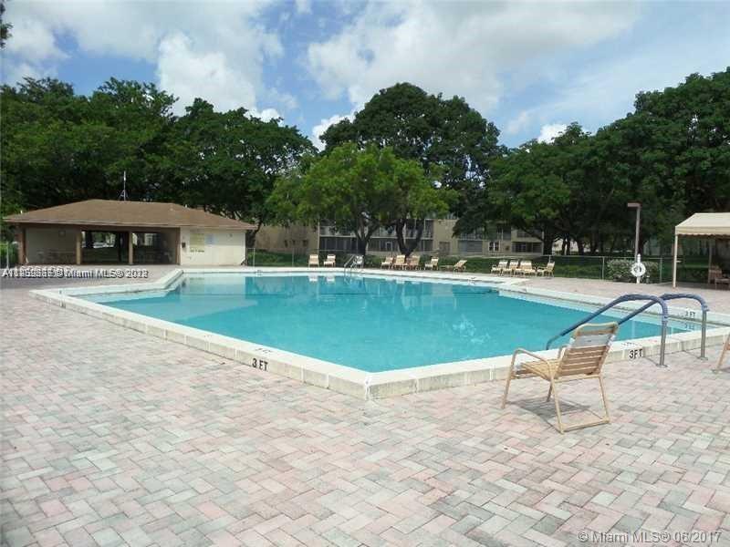 CENTURY VILLAGE BUCKINGHAM - Residential Lease