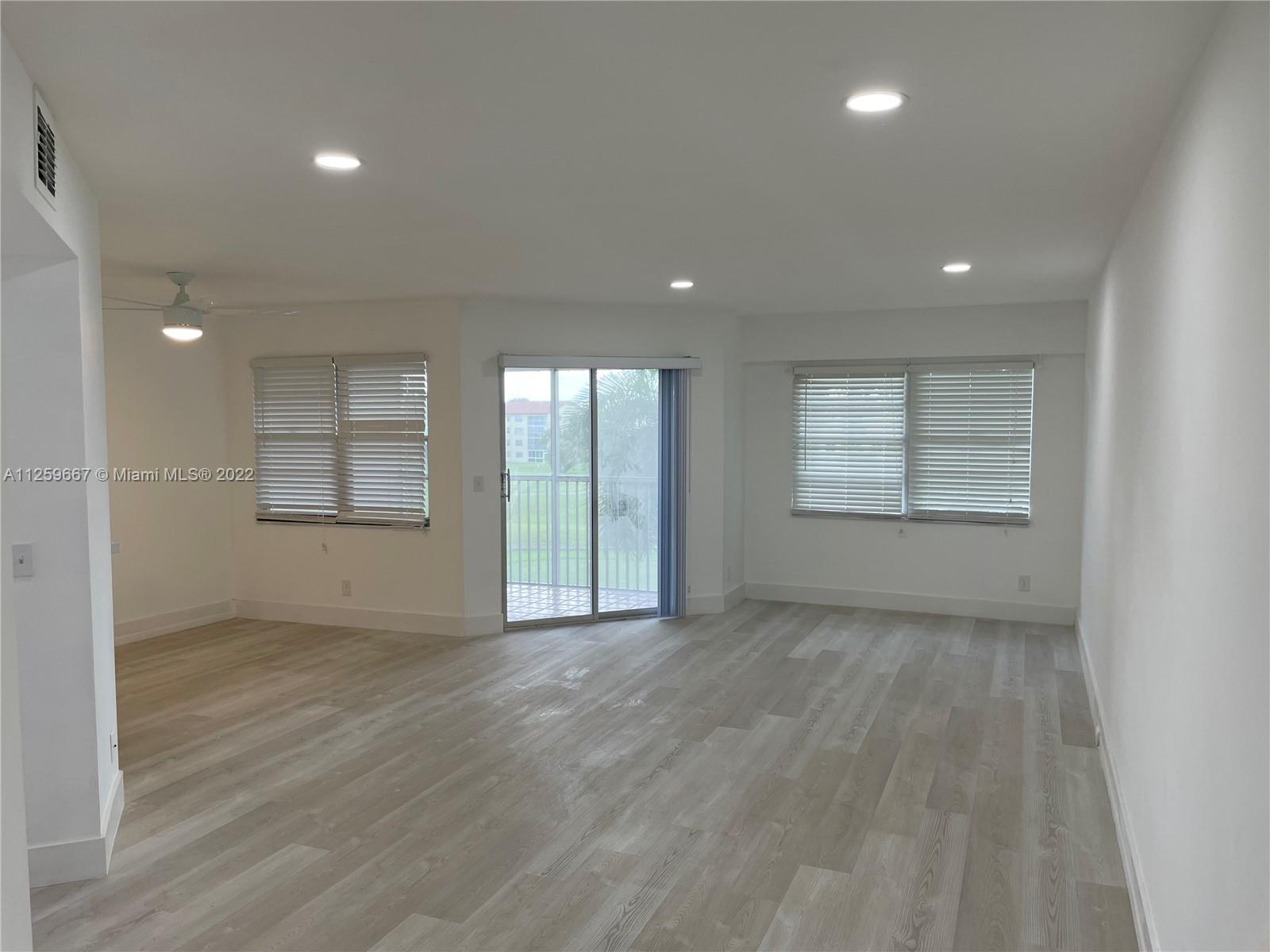 CENTURY VILLAGE BUCKINGHAM - Residential Lease