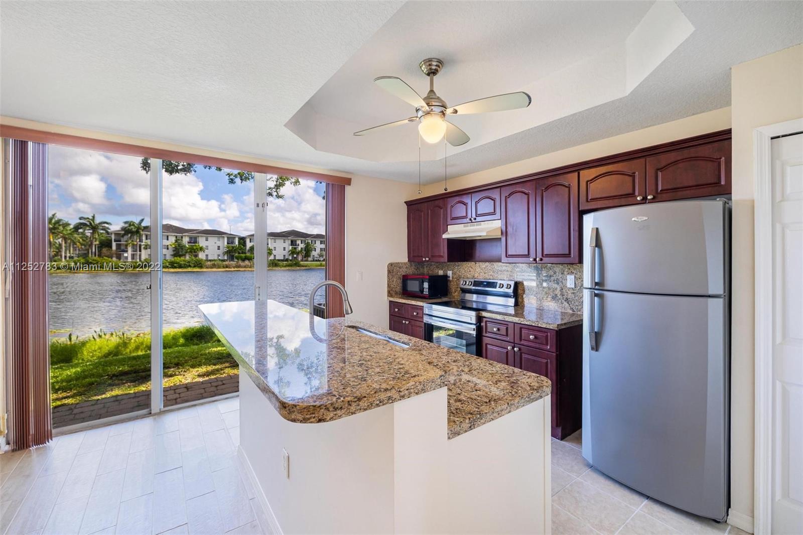HAMPTON ISLES CONDO - Residential Lease