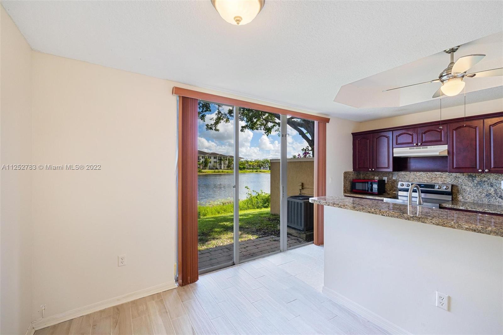 HAMPTON ISLES CONDO - Residential Lease