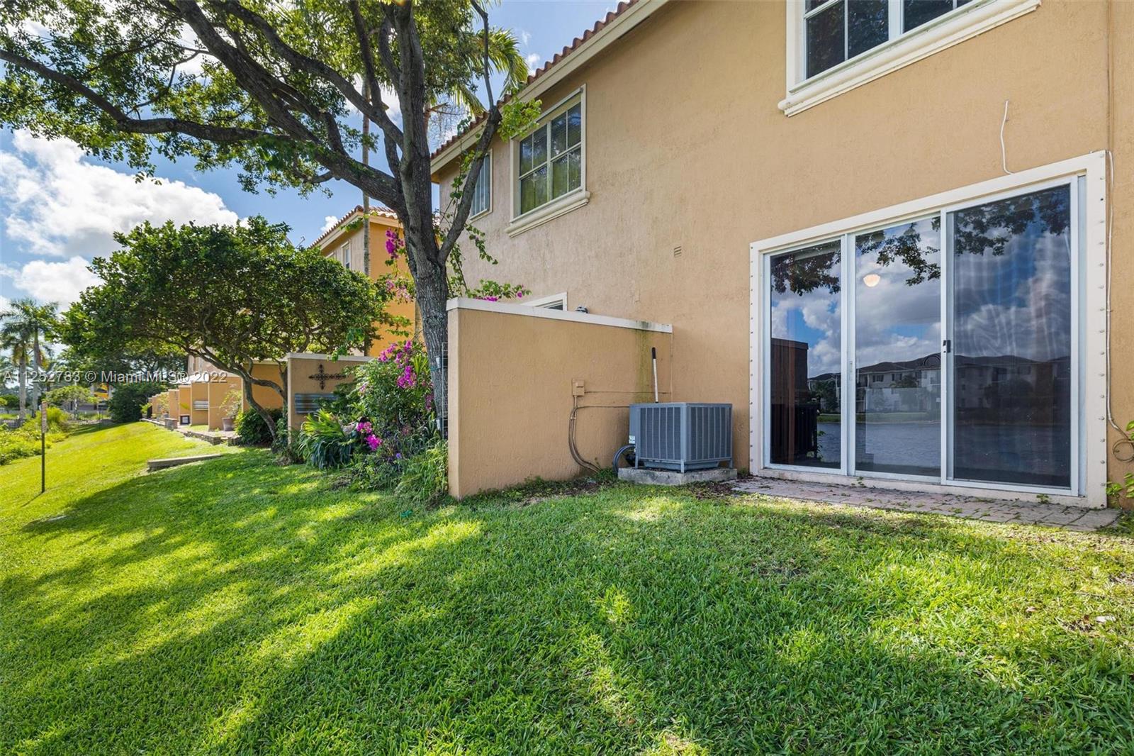 HAMPTON ISLES CONDO - Residential Lease