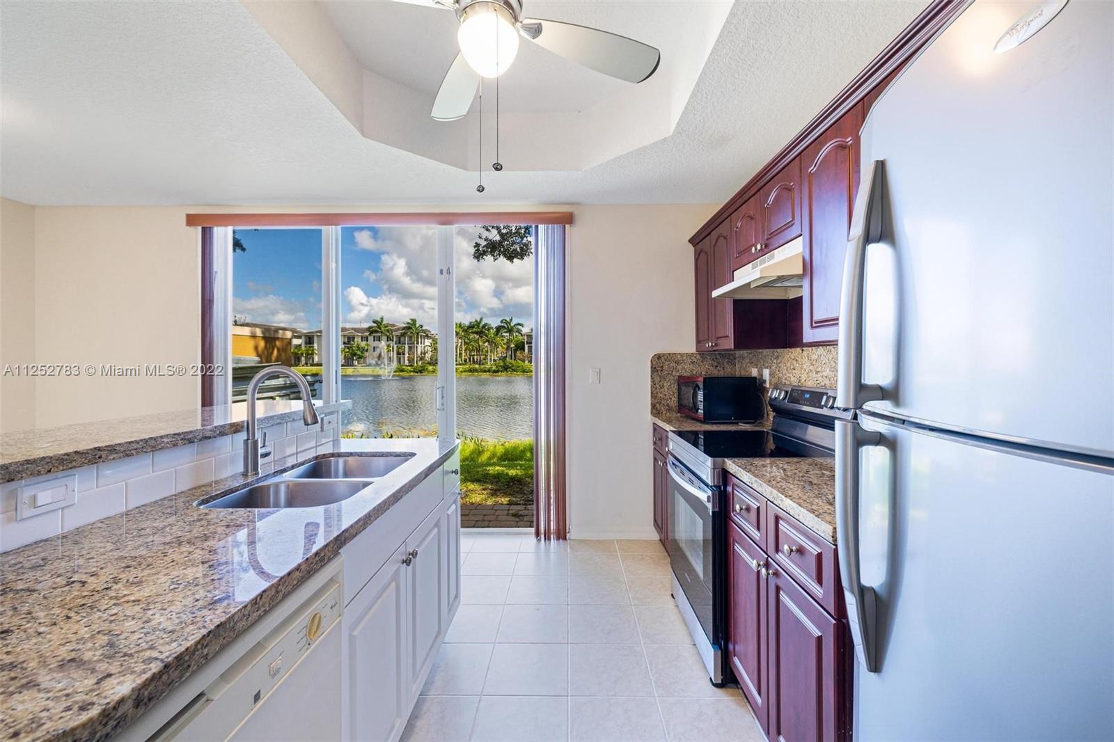 HAMPTON ISLES CONDO - Residential Lease