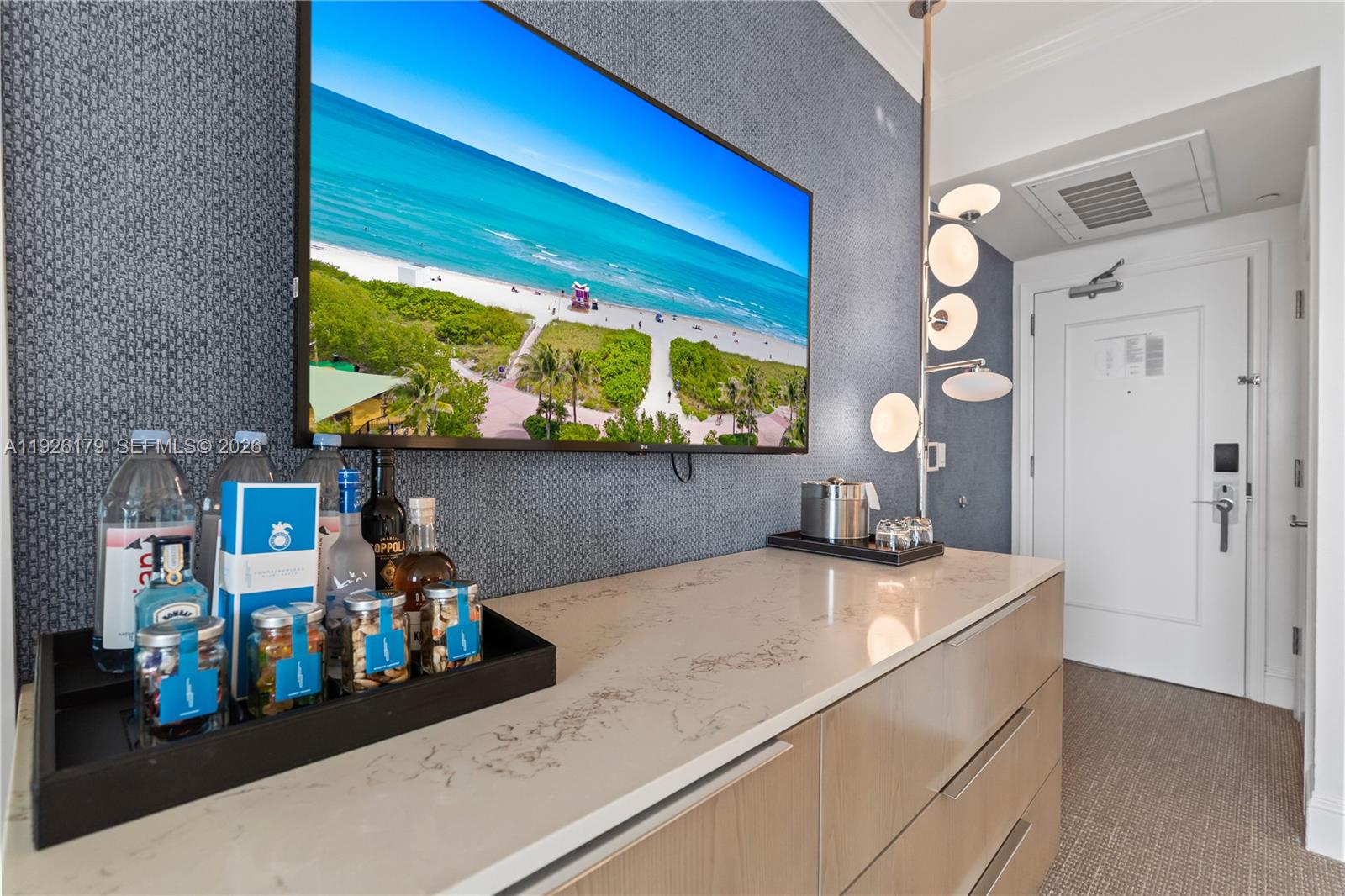 FONTAINEBLEAU II CONDO - Residential