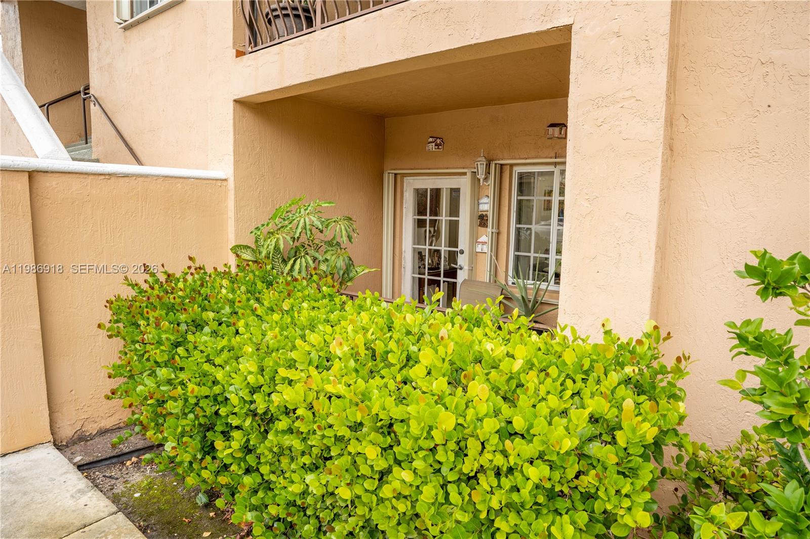 POINCIANA LAKES VILLAS CO - Residential