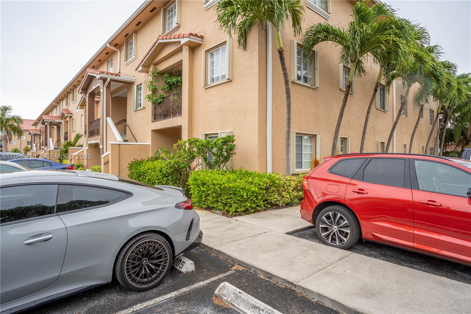 POINCIANA LAKES VILLAS CO - Residential