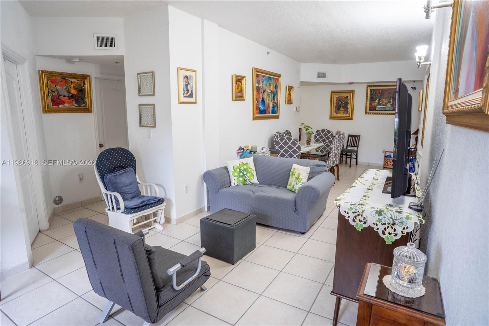 POINCIANA LAKES VILLAS CO - Residential