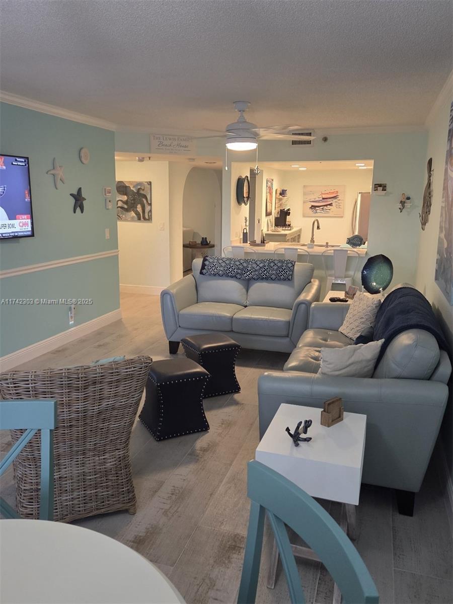 OCEAN HARBOUR CONDOMINIUM - Residential