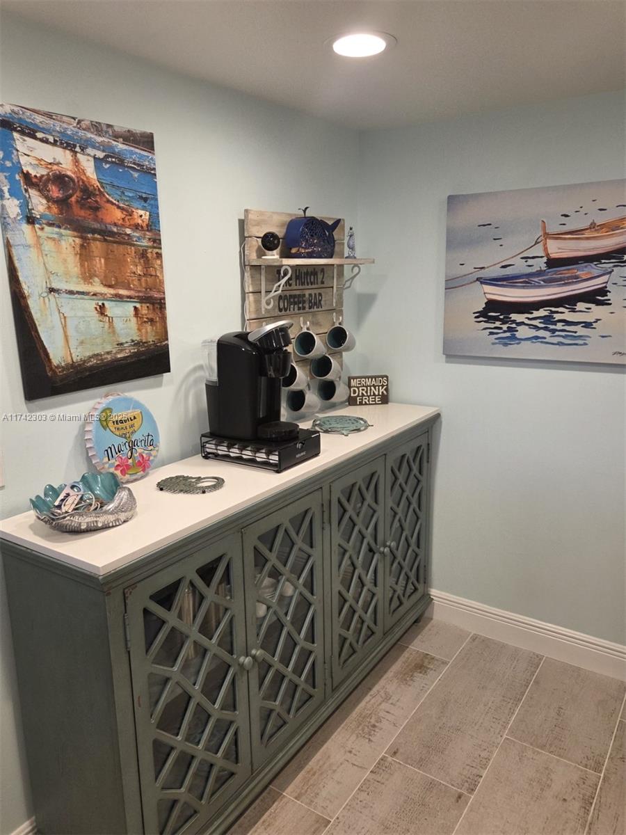 OCEAN HARBOUR CONDOMINIUM - Residential