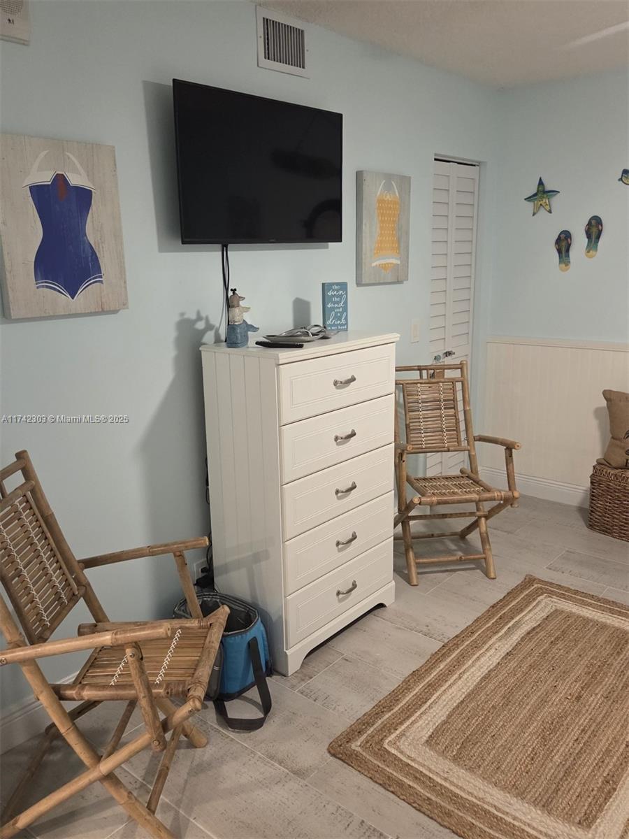 OCEAN HARBOUR CONDOMINIUM - Residential