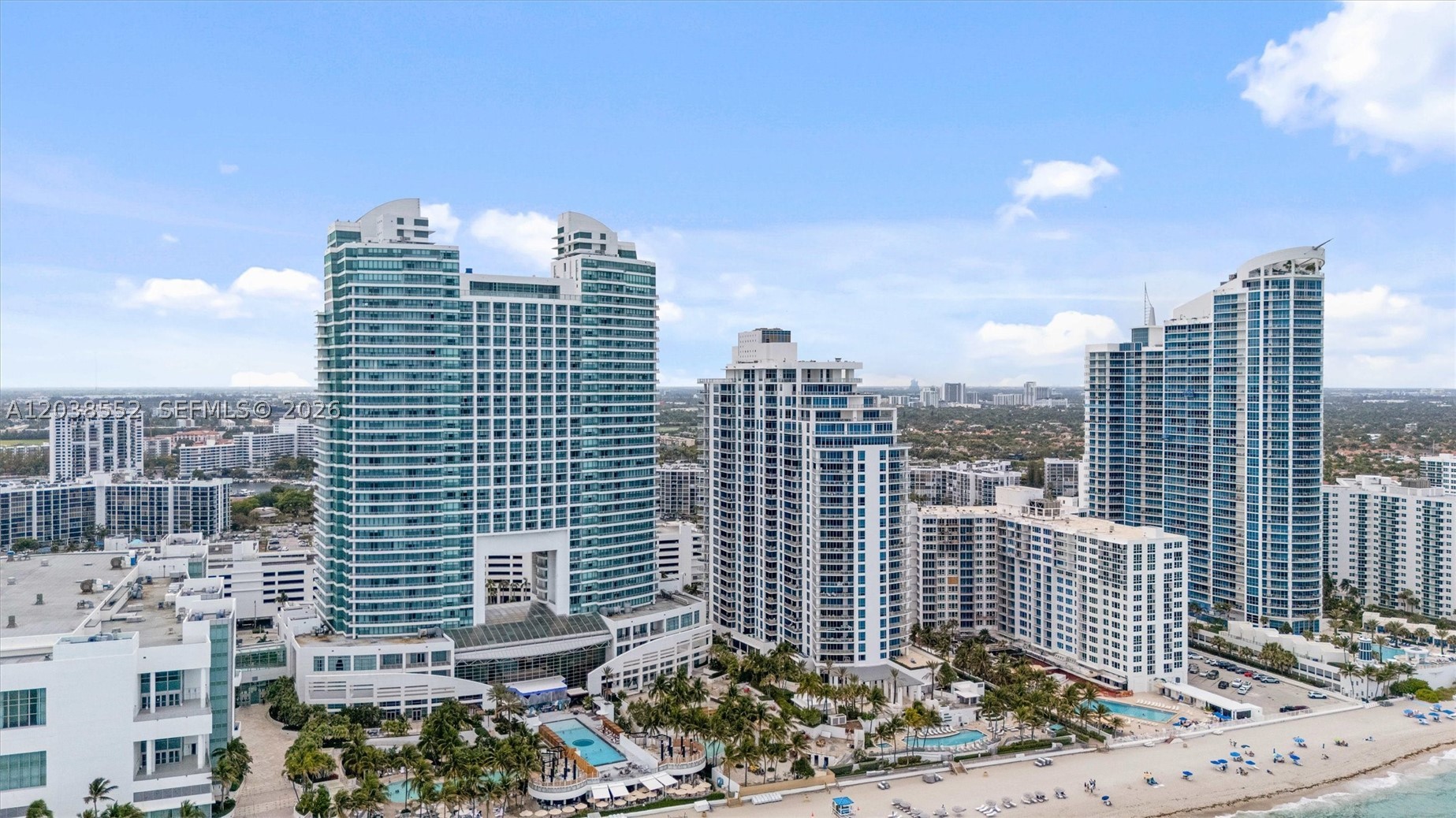 DIPLOMAT OCEANFRONT RESID - Residential Lease