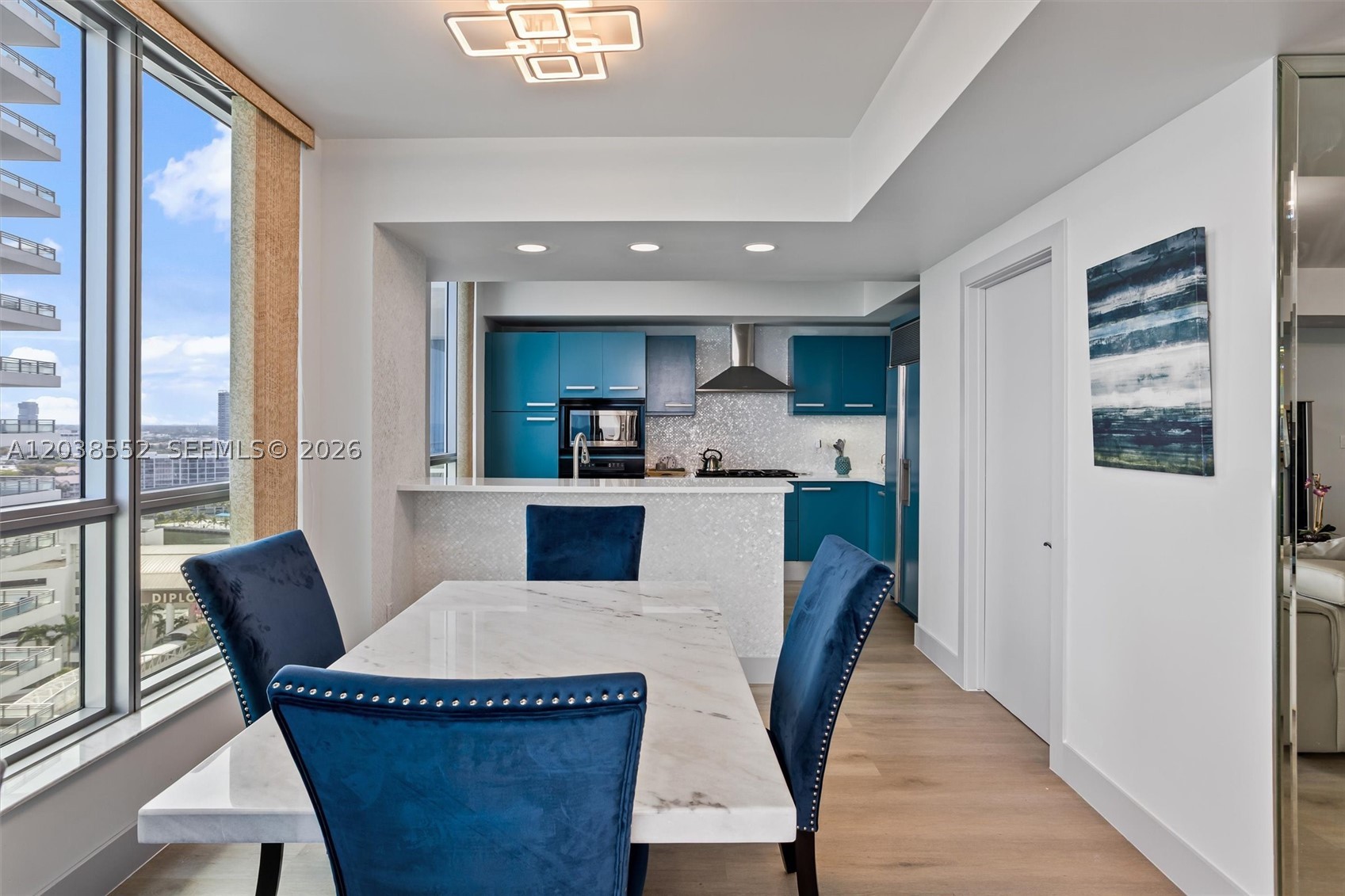 DIPLOMAT OCEANFRONT RESID - Residential Lease