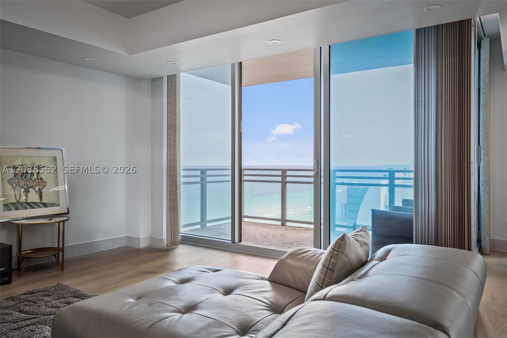 DIPLOMAT OCEANFRONT RESID - Residential Lease