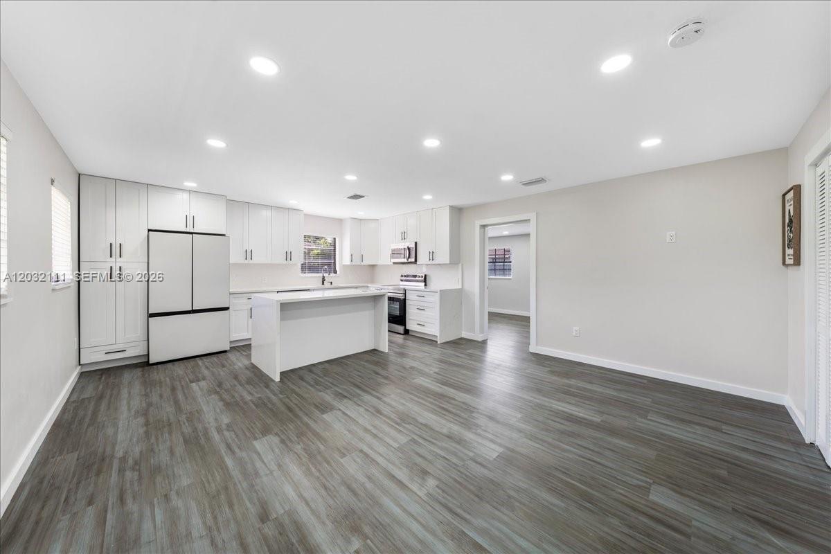 GREEN TREE ESTATES - Residential Lease