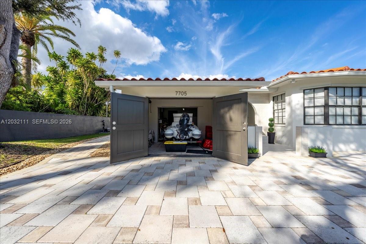 GREEN TREE ESTATES - Residential Lease