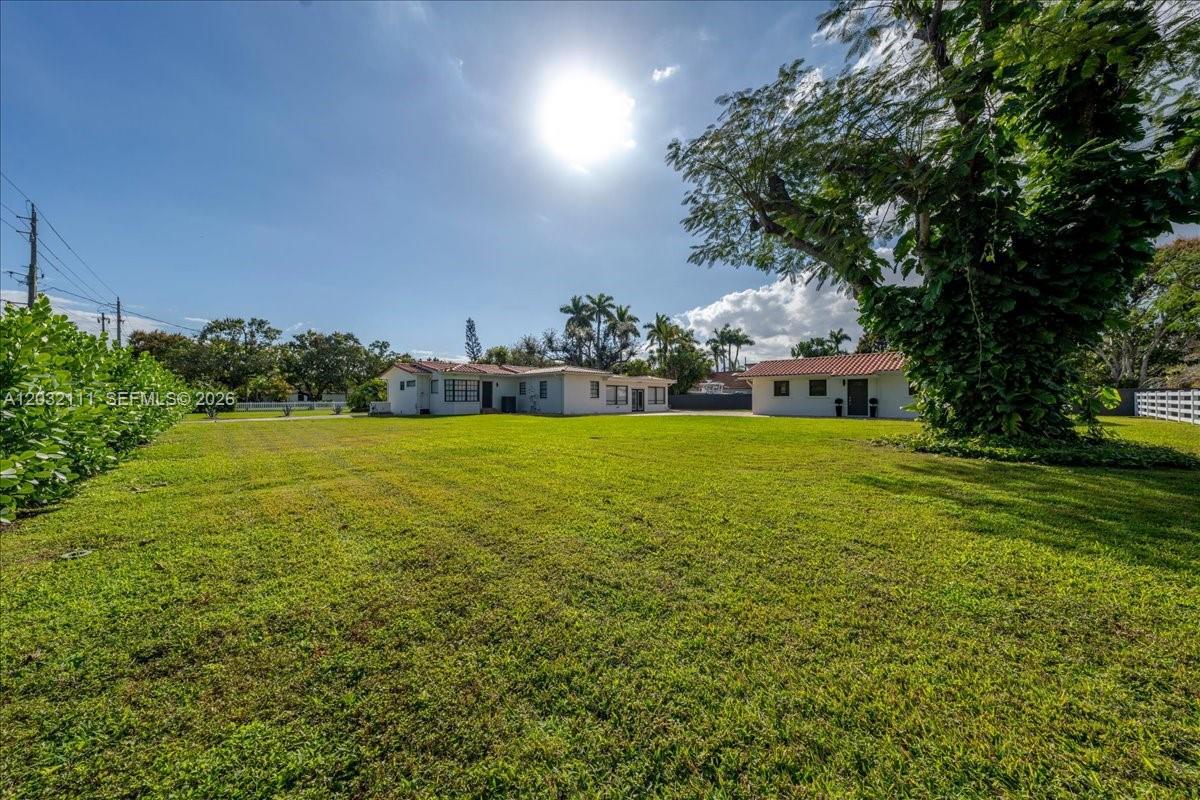 GREEN TREE ESTATES - Residential Lease