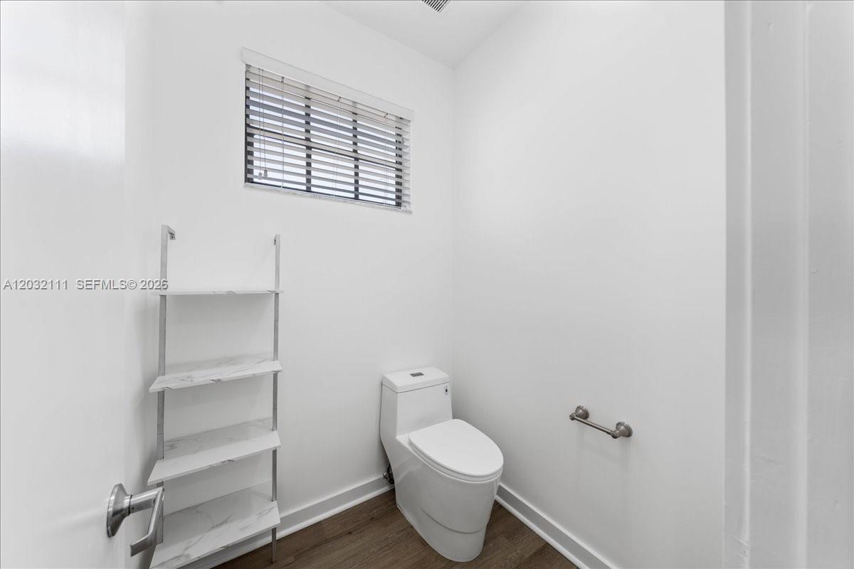 GREEN TREE ESTATES - Residential Lease
