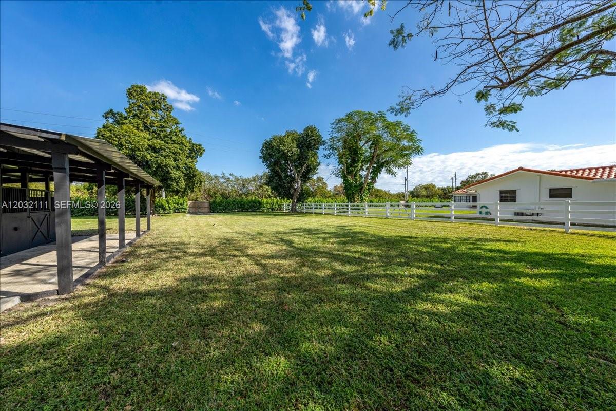 GREEN TREE ESTATES - Residential Lease