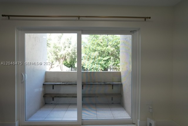 KINGS CREEK SO CONDO - Residential Lease