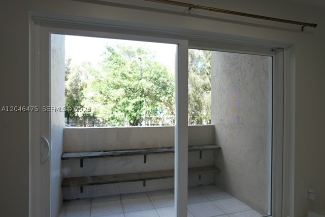 KINGS CREEK SO CONDO - Residential Lease