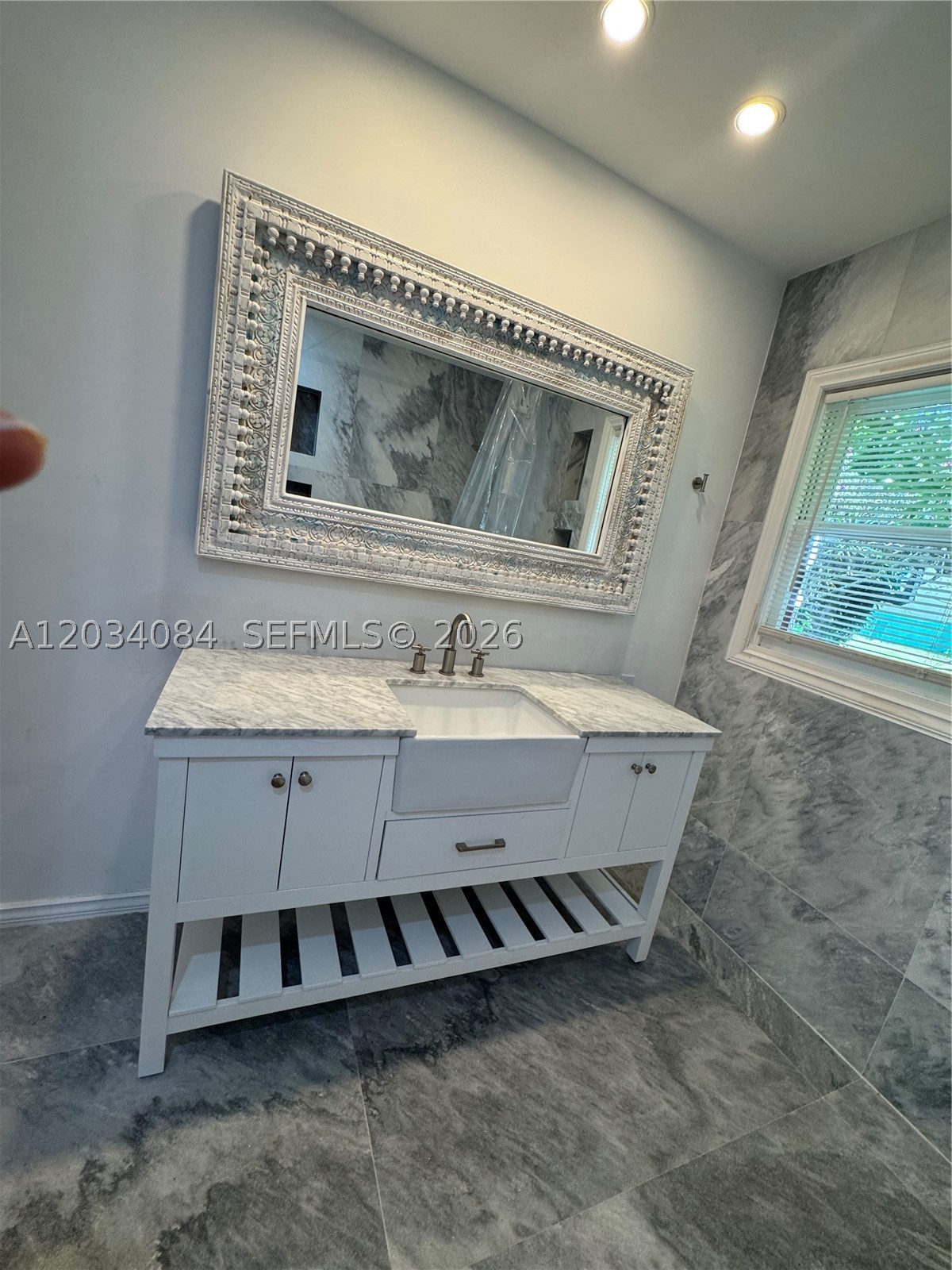 BISCAYNE HEIGHTS - Residential