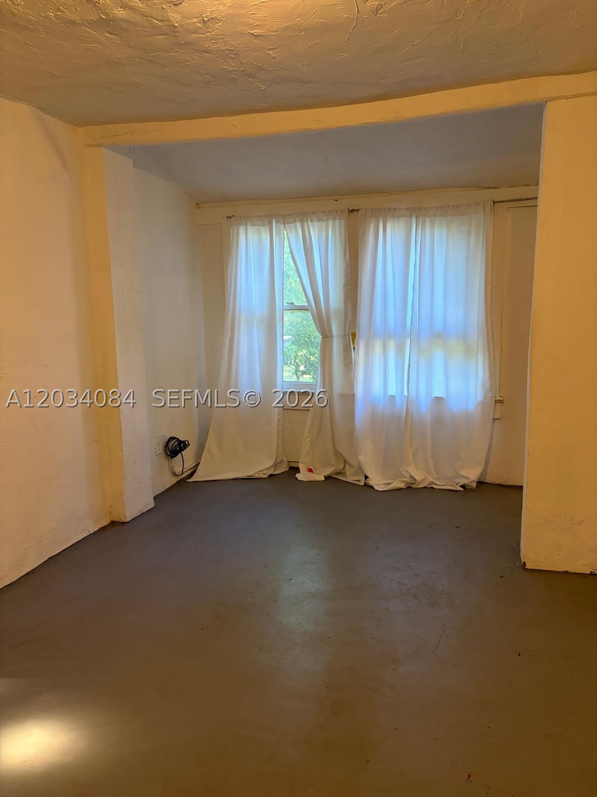 BISCAYNE HEIGHTS - Residential