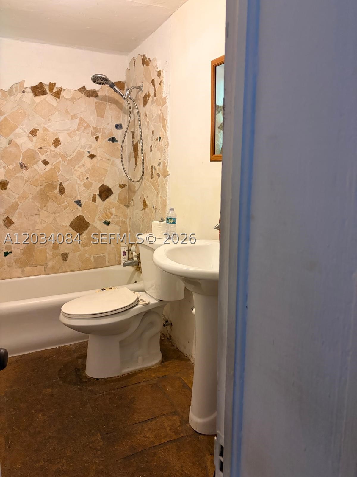 BISCAYNE HEIGHTS - Residential