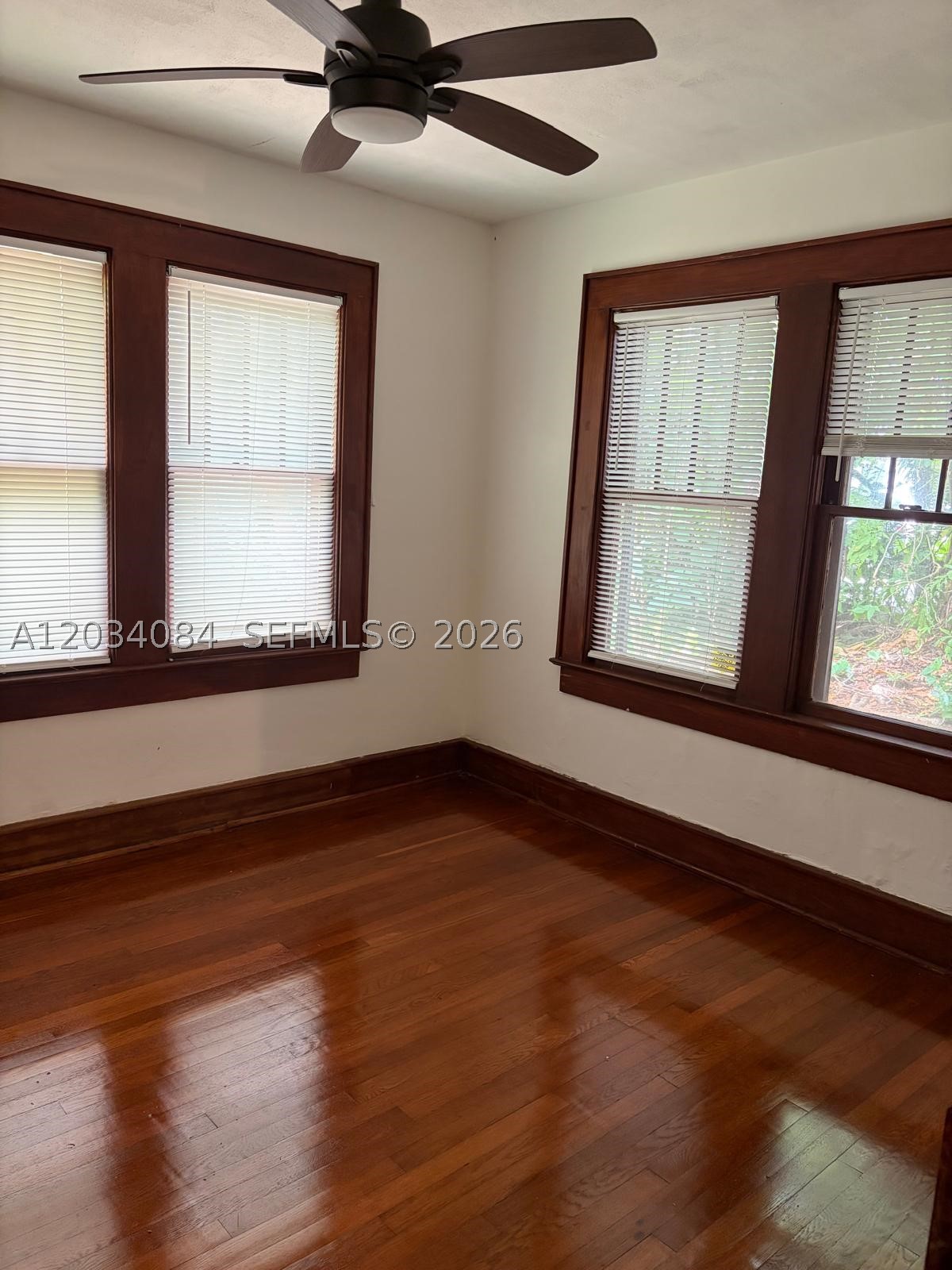 BISCAYNE HEIGHTS - Residential
