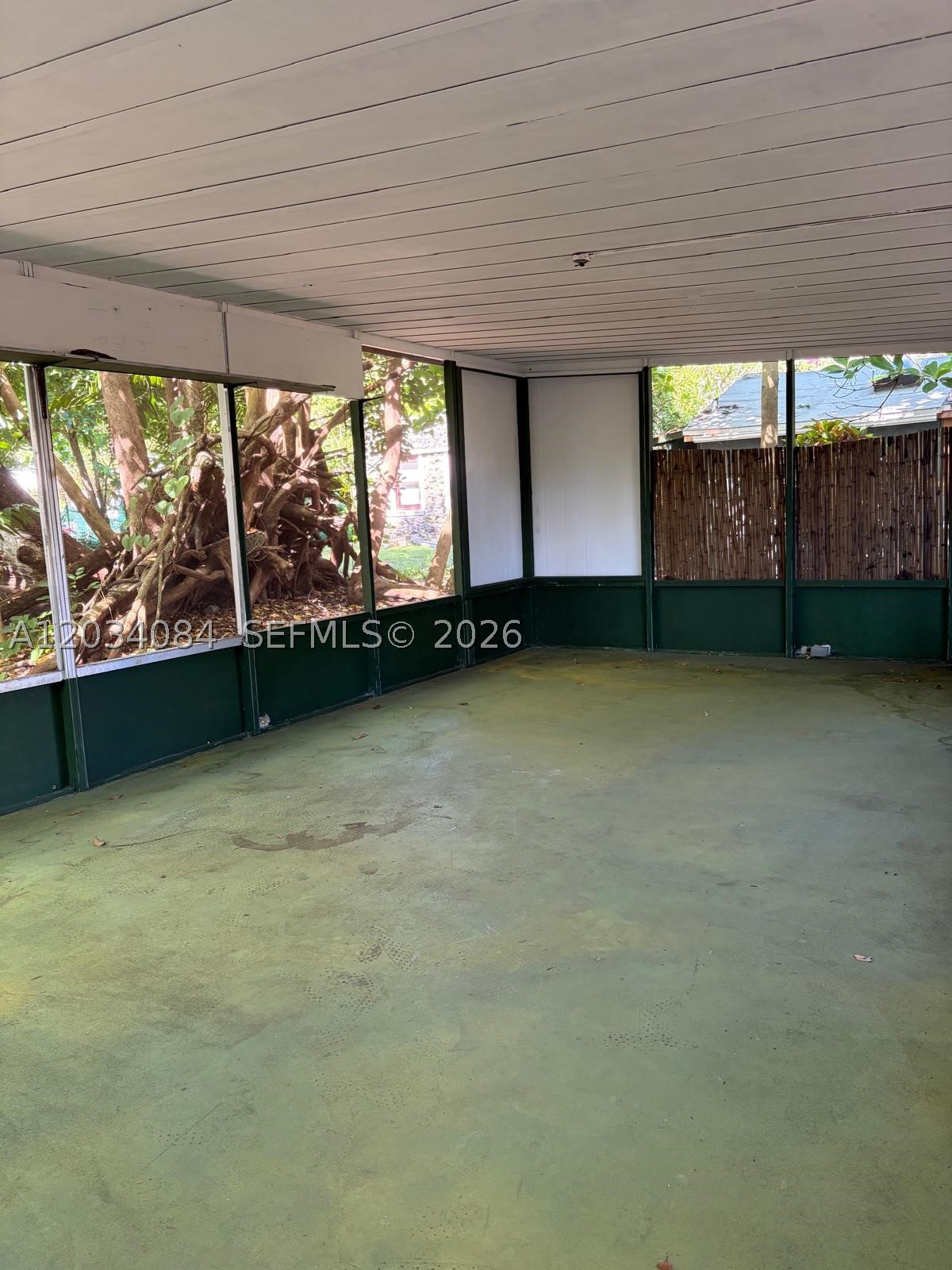 BISCAYNE HEIGHTS - Residential