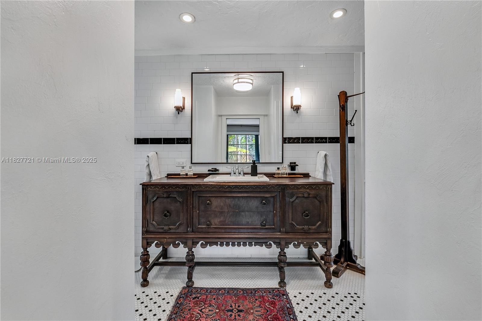 SOLANA PARK ADDN - Residential Lease