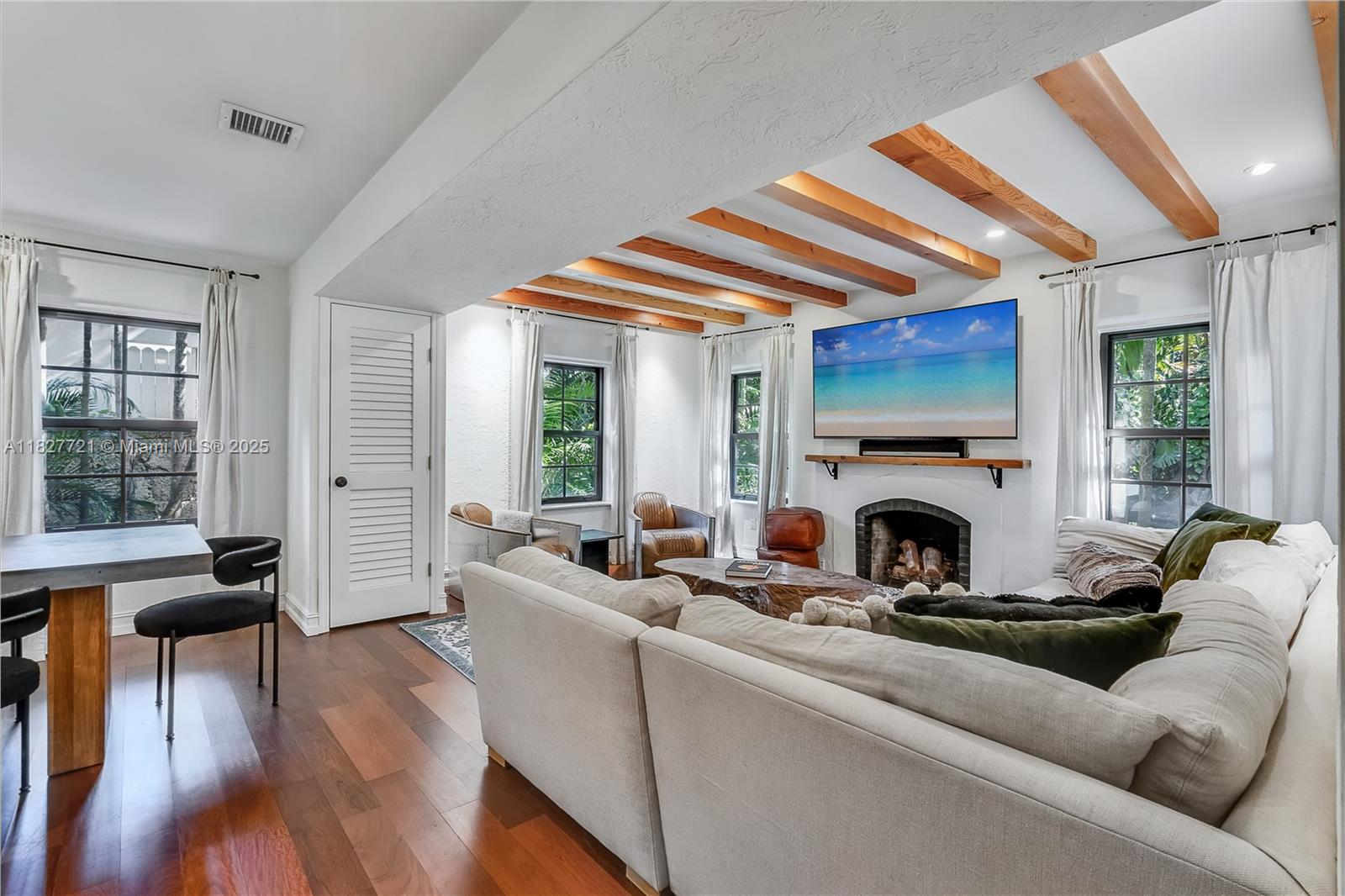 SOLANA PARK ADDN - Residential Lease